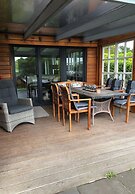 Schaal Lake Residence