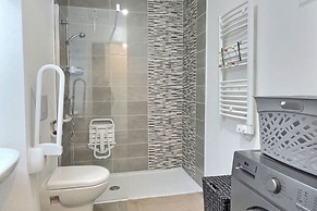 Luxurious Maisonette With Washing Machine Near Valras-plage