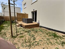 Luxurious Maisonette With Washing Machine Near Valras-plage
