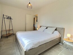 Luxurious Maisonette With Washing Machine Near Valras-plage