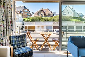 Duplex Near Zeedijk & Center With Sunny Balcony