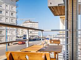 Zeewandeling Apartment Near the Beach