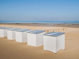 Zeewandeling Apartment Near the Beach