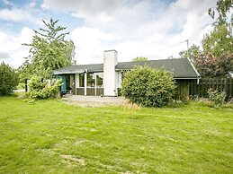 4 Person Holiday Home in Frorup