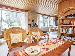4 Person Holiday Home in Frorup