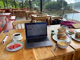 Viajero Guatapé Hostel & Lake Club