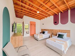 Viajero Guatapé Hostel & Lake Club