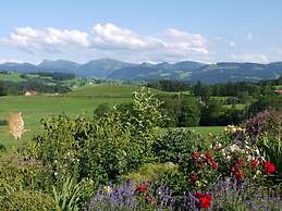 Holiday Apartment Hildegard Birds