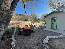 Hummingbird Mountain Cottage