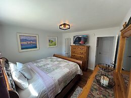 Hummingbird Mountain Cottage