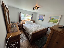 Hummingbird Mountain Cottage