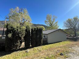 Hummingbird Mountain Cottage