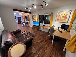 Hummingbird Mountain Cottage