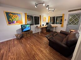 Hummingbird Mountain Cottage