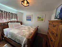 Hummingbird Mountain Cottage