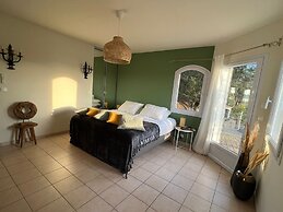 Villa in the South of France With Heated Pool