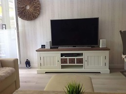 Watt's Dream Close to the Beach