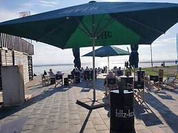 Watt's Dream Close to the Beach