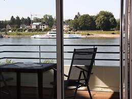 Rheinblick 6 Modern Retreat