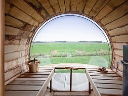 Holiday Home Near Dunes With Wellness Garden