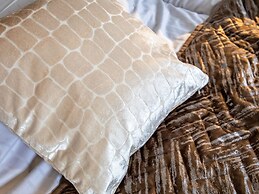 Holiday Home Near Dunes With Wellness Garden