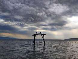 Apartment RR - One Bedroom Apartment With Balcony