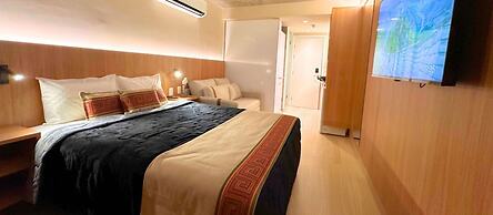 AX Setai Yacht