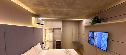 AX Setai Yacht