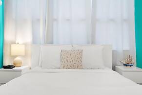 Central Condado Trendy Escape