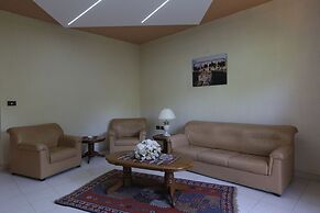 Hotel and Restaurant Shallalat Anjar