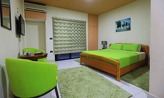 Hotel and Restaurant Shallalat Anjar