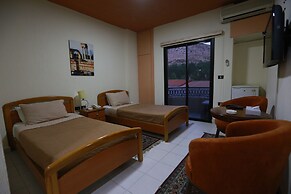Hotel and Restaurant Shallalat Anjar