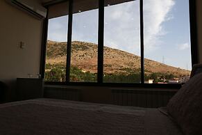 Hotel and Restaurant Shallalat Anjar