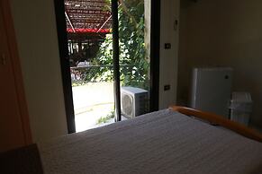 Hotel and Restaurant Shallalat Anjar