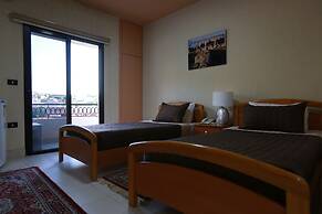 Hotel and Restaurant Shallalat Anjar