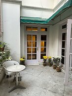 VILLA 33 Bed & Breakfast