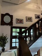 VILLA 33 Bed & Breakfast