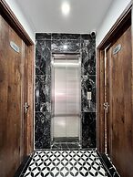 NINE HOUSING 127 Hao Nam