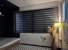 NINE HOUSING 127 Hao Nam