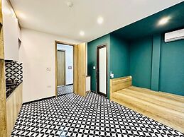 NINE HOUSING 127 Hao Nam