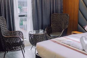 Shine Boutique Hotel