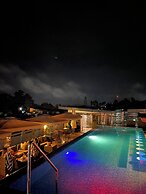 Shine Boutique Hotel