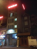 Au Viet Hotel Long Bien- by Bay Luxury