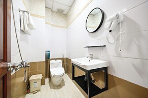 Sunrise Airport Hotel