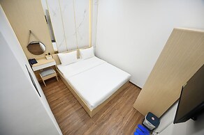 Sunrise Airport Hotel