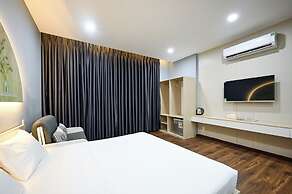 Sunrise Airport Hotel