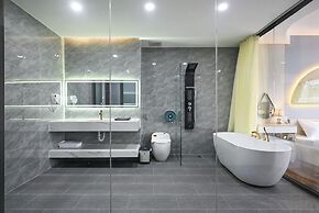 Sunrise Airport Hotel