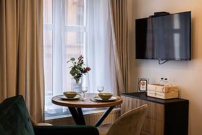 Estrella 5 Nowoczesno w Zabytkowej Kamienicy Garbary 12