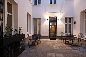 Estrella 4 Ekskluzywny Pobyt Blisko Restauracji i Kawiarni