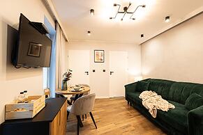 Estrella 4 Ekskluzywny Pobyt Blisko Restauracji i Kawiarni